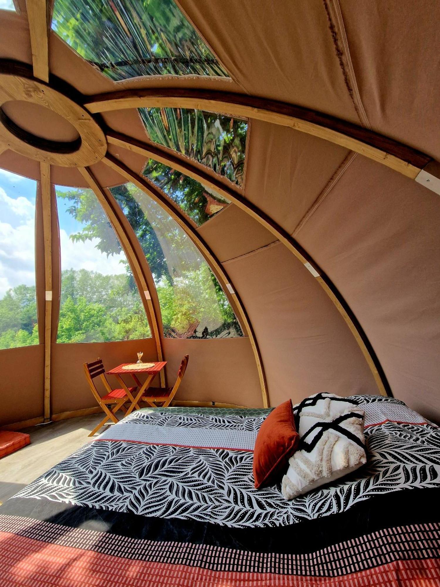 Bed and Breakfast Les Nuits De Cassiopee Sorde-lʼAbbaye Zimmer foto